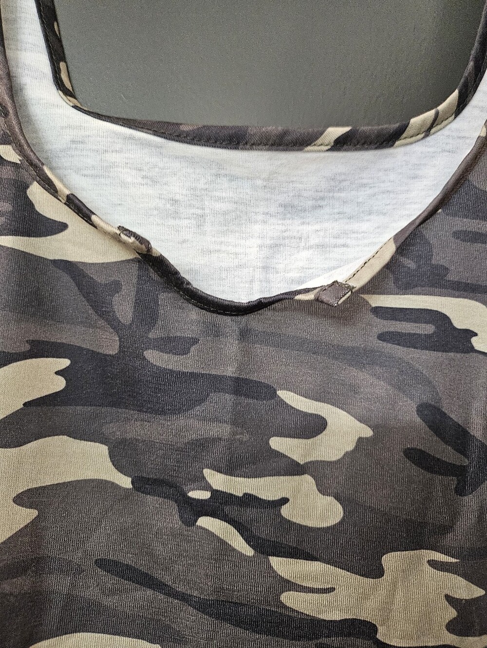 Camo Tank - Picture 3 of 4